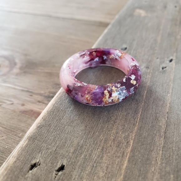 Enchanted Garden Resin Ring Real Flower Ring - Picture 6 of 10